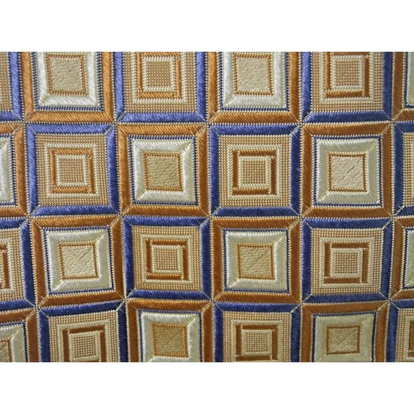 Robert Talbott Best Of Class Men’s Necktie - Picture 2 of 7